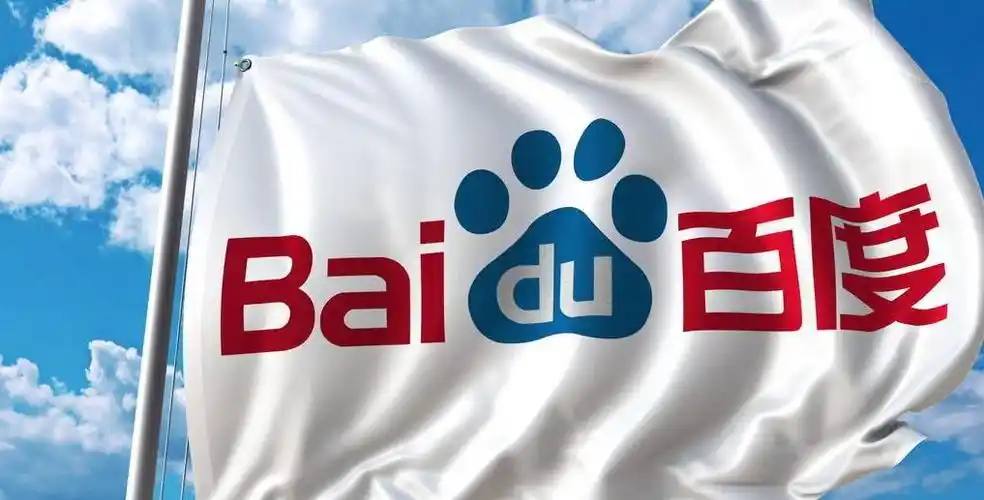 老人地铁强坐女生腿上女生无奈报警